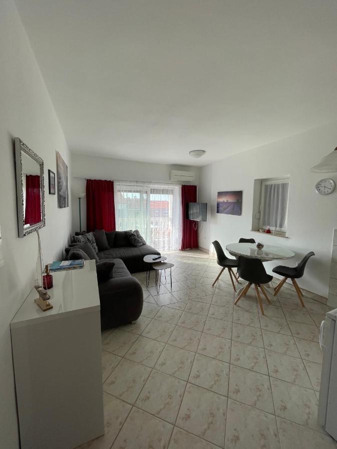 Apartment Kati Crikvenica Buitenkant foto